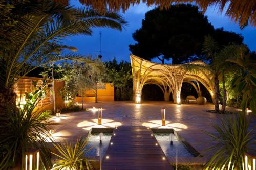 Garden, Hotel MR Les Rotes in Denia Garden, Hotel MR Les Rotes in Denia