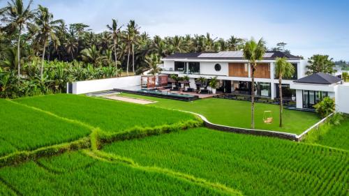 Villa Veni Vidi Vici by BaliSuperHost