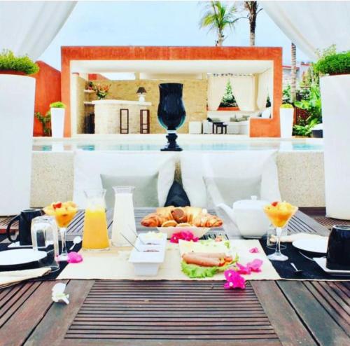 Villa Le Petit Paradis Saly Boutique Hotel in Сали Villa Le Petit Paradis Saly Boutique Hotel in Сали