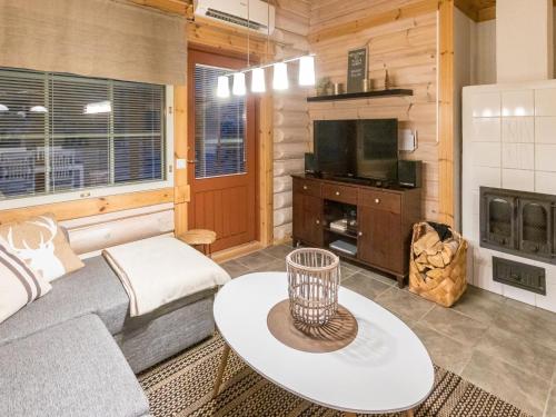 Holiday Home Villa lempi by Interhome in Akaslompolo Holiday Home Villa lempi by Interhome in Akaslompolo
