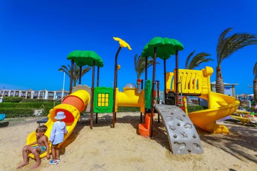 Titanic Palace - Families and Couples only in Sahl Hasheesh Titanic Palace - Families and Couples only in Sahl Hasheesh