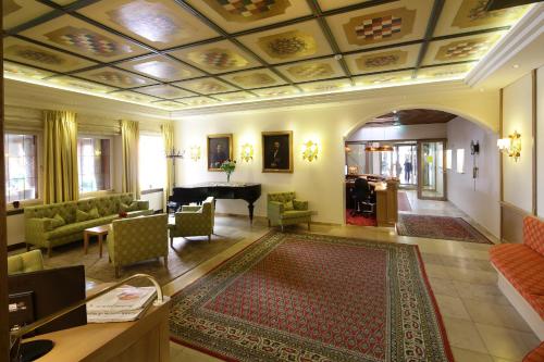 Pub/Lounge, Bayerischer Hof in Freising Pub/Lounge, Bayerischer Hof in Freising