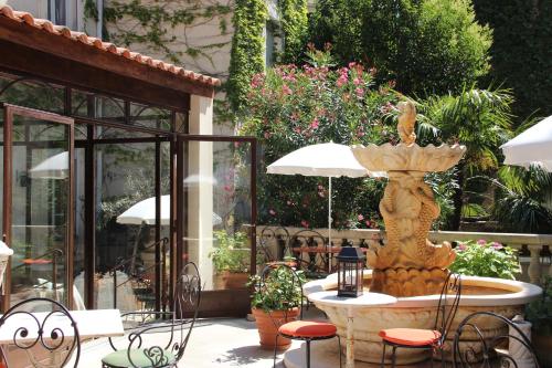 Удобства, The Originals Boutique, Hôtel du Parc, Cavaillon in Кавайон Удобства, The Originals Boutique, Hôtel du Parc, Cavaillon in Кавайон