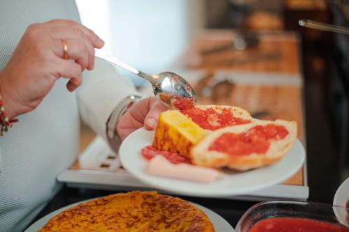 Food and beverages, Hotel Monte Rozas in Las Rozas Food and beverages, Hotel Monte Rozas in Las Rozas