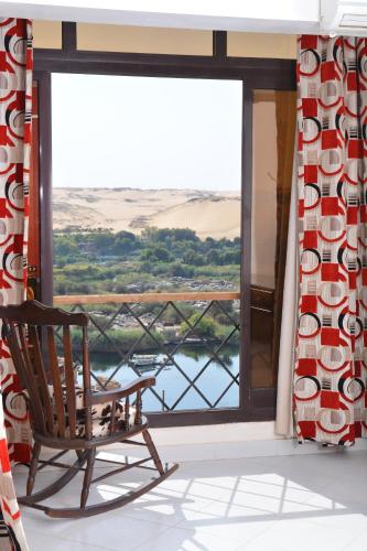 Terrazzo/balcone, ASWAN NILE PALACE (swimming pool-rooftop-Nile view) in Aswan Terrazzo/balcone, ASWAN NILE PALACE (swimming pool-rooftop-Nile view) in Aswan