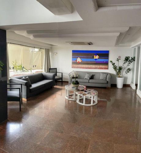 Vestíbul, Flat vista mar com estacionamento incluído (Flat vista mar com estacionamento incluido) in Itaigara Vestíbul, Flat vista mar com estacionamento incluído (Flat vista mar com estacionamento incluido) in Itaigara