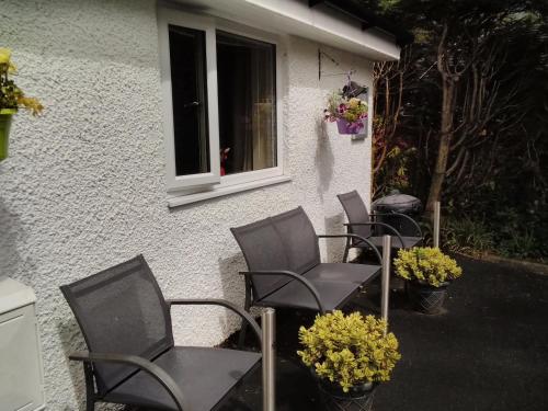 Entrance, Windermere Studio Rooms - with Free Car Parking Onsite in Windermere Entrance, Windermere Studio Rooms - with Free Car Parking Onsite in Windermere