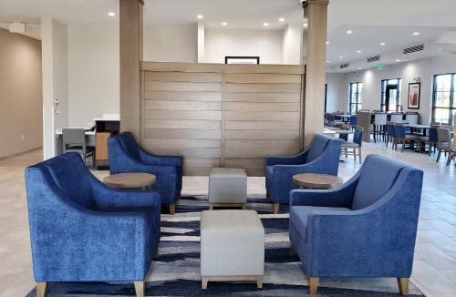 Comfort Suites Scottsdale Talking Stick Entertainment District in Central Scottsdale Comfort Suites Scottsdale Talking Stick Entertainment District in Central Scottsdale