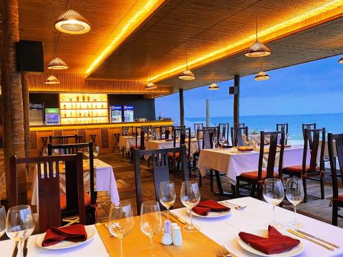 المطعم, منتجع بامبو فيليدج بيتش (Bamboo Village Beach Resort) in فان ثيت المطعم, منتجع بامبو فيليدج بيتش (Bamboo Village Beach Resort) in فان ثيت