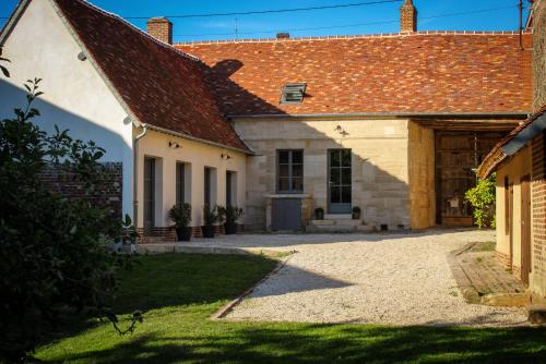 A szálláshely kívülről, L'Orée du Marais (L'Oree du Marais) in Essuiles A szálláshely kívülről, L'Orée du Marais (L'Oree du Marais) in Essuiles