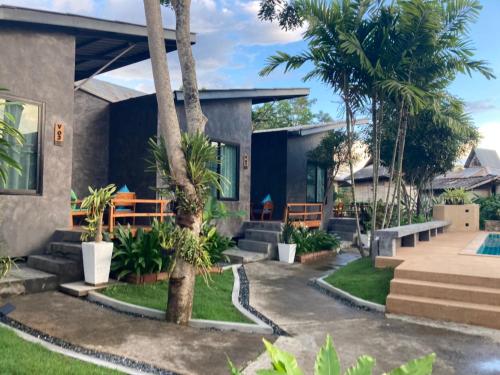 ファミリーハウス パイ13