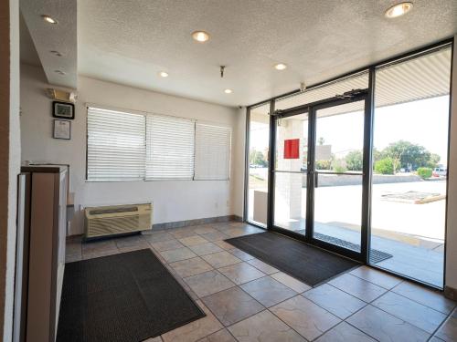 Lobby, Americas Best Value Inn & Suites Humble in Humble Lobby, Americas Best Value Inn & Suites Humble in Humble