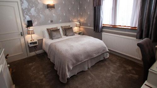 Leeming Wells Guest House in Bradford Leeming Wells Guest House in Bradford