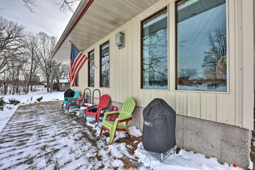 Pet-Friendly Retreat with Deck Steps to Marina! in Wabasha Pet-Friendly Retreat with Deck Steps to Marina! in Wabasha