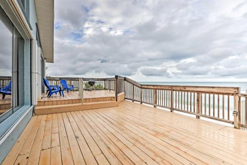 Oceanfront Melbourne Beach Home with Deck and BBQ in Melbourne Beach (FL) Oceanfront Melbourne Beach Home with Deck and BBQ in Melbourne Beach (FL)