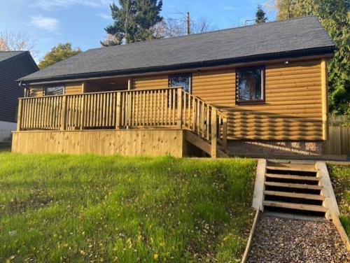 גינה, Blairgowrie Luxury 3 Bed Lodge with Hot Tub in בלאירגורי גינה, Blairgowrie Luxury 3 Bed Lodge with Hot Tub in בלאירגורי