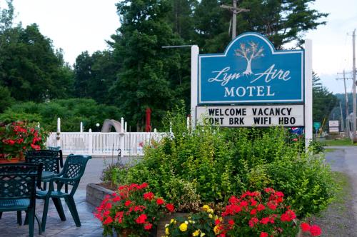 Lyn Aire Motel - Lake George in Mendon