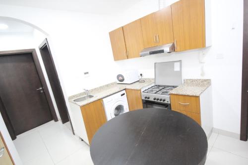 Cozy Rooms and Small Partitions for Men guests in Dubai in Al Quoz Cozy Rooms and Small Partitions for Men guests in Dubai in Al Quoz