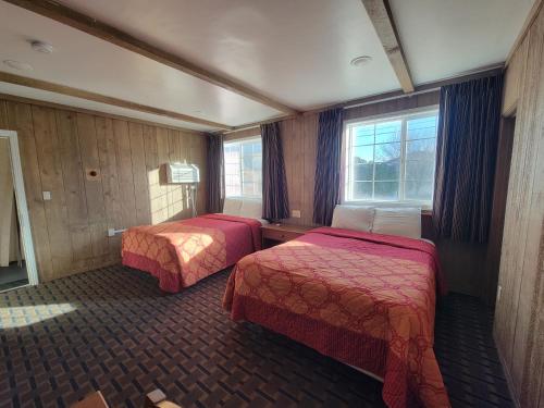 Townhouse Motel in Bispo (CA) Townhouse Motel in Bispo (CA)