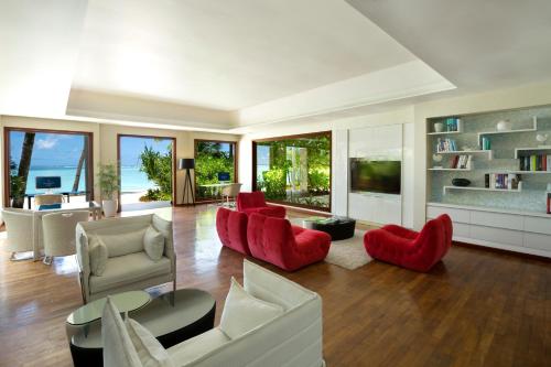 Business center, Niyama Private Islands Maldives in Dhaalu Atoll Business center, Niyama Private Islands Maldives in Dhaalu Atoll