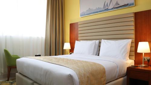 Al Riyadh Hotel Apartments in Al Mafraq Al Riyadh Hotel Apartments in Al Mafraq