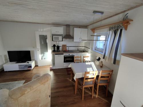 Konyha, Ferienhaus "Sommerbrise" in Gager / Rugen Konyha, Ferienhaus "Sommerbrise" in Gager / Rugen