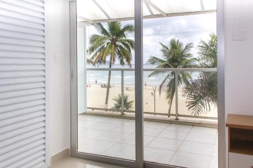 Exterior view, Asturias Mall & Suites in Guaruja Exterior view, Asturias Mall & Suites in Guaruja