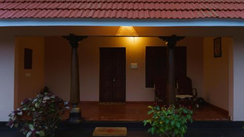 CANALVIEW PRIVATE COTTAGE Azhikkal Ayiram Thengu in Kayamkulam CANALVIEW PRIVATE COTTAGE Azhikkal Ayiram Thengu in Kayamkulam
