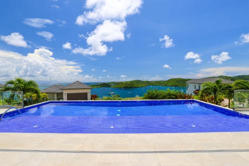Swimming pool, Jade Condo Suite Grenada in Lower Woburn Swimming pool, Jade Condo Suite Grenada in Lower Woburn