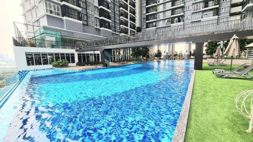 Swimming pool, Shoppingmall condo sri petaling, Near Bukit jalil 1 near Sri Petaling LRT Station Swimming pool, Shoppingmall condo sri petaling, Near Bukit jalil 1 near Sri Petaling LRT Station