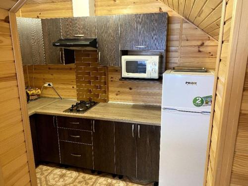 Отличныи дом для хорошего отдыха посуточно in Mykulychyn Отличныи дом для хорошего отдыха посуточно in Mykulychyn