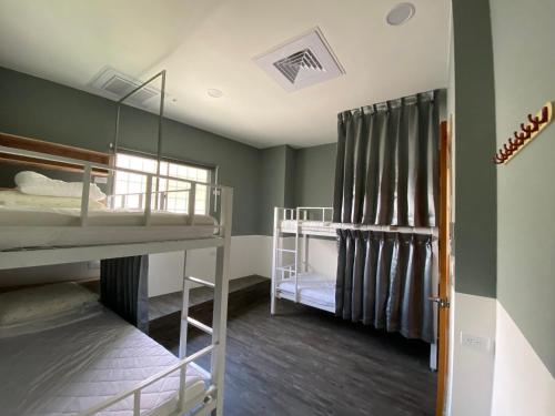 太麻里金崙線織屋背包房Line Weaving House B&B in Taitung 太麻里金崙線織屋背包房Line Weaving House B&B in Taitung