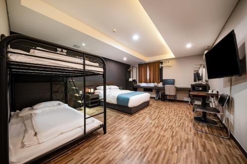 Dono 1796 Hotel Suwon in Suwon-si Dono 1796 Hotel Suwon in Suwon-si