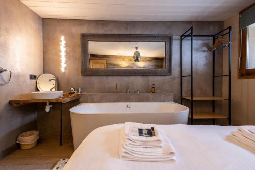 Hotel et Chalet Au Coin Du Feu Chilly Powder in Avoriaz Hotel et Chalet Au Coin Du Feu Chilly Powder in Avoriaz