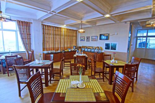 Food and beverages, Royal Pearl Hotel in Mandalay Food and beverages, Royal Pearl Hotel in Mandalay
