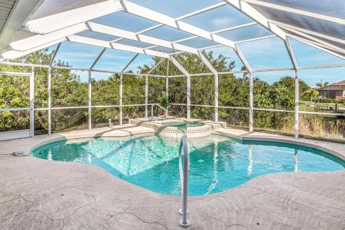 Dockside Paradise in South Gulf Cove (FL) Dockside Paradise in South Gulf Cove (FL)