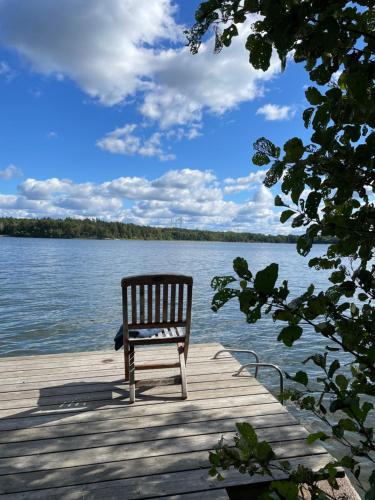 Beach, Relaxing Lake Oasis with Jacuzzi - Amazing view & Private Pier in Stockholm Beach, Relaxing Lake Oasis with Jacuzzi - Amazing view & Private Pier in Stockholm