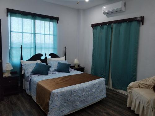 Guestroom, Royal View Apartment Plus in Belize City Guestroom, Royal View Apartment Plus in Belize City