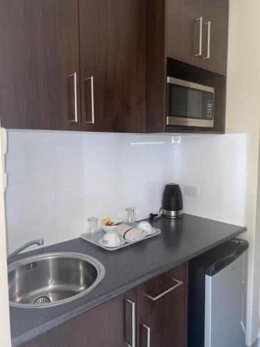 Kitchen, The Bexley Motel in Hurstville Kitchen, The Bexley Motel in Hurstville