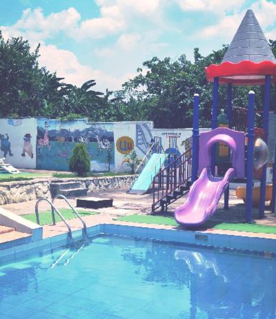 Piscine, Ataco Country Resort in Fort Portal Piscine, Ataco Country Resort in Fort Portal