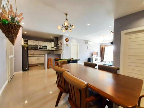 Namcha Private Pool Villa Huahin 4 Bedrooom With Pool Table BBQ & Karaoke in Bor Fai Namcha Private Pool Villa Huahin 4 Bedrooom With Pool Table BBQ & Karaoke in Bor Fai