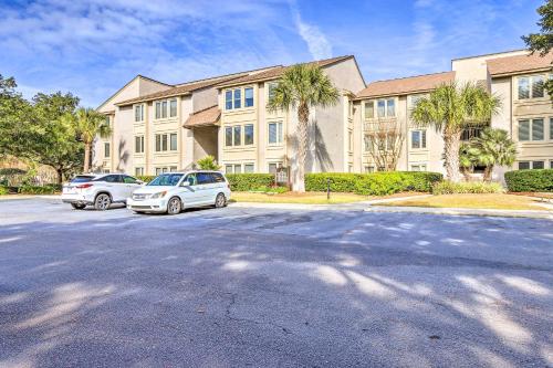 Coastal Sea Pines Escape Walk to the Beach! in South Beach Coastal Sea Pines Escape Walk to the Beach! in South Beach