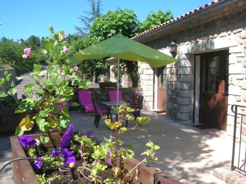 Instalaciones, Aux Vieux Arceaux in Aubenas Instalaciones, Aux Vieux Arceaux in Aubenas