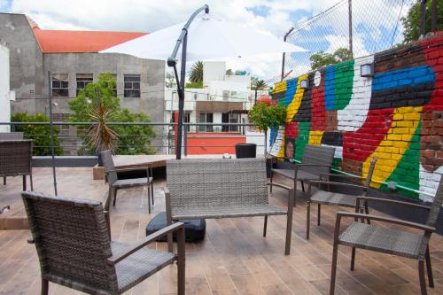 Balcony/terrace, Experience Mexico City Condesa, Central Location, Rooftop Terrace, Coworking, Amazing Artistic Place in Condesa-Roma Balcony/terrace, Experience Mexico City Condesa, Central Location, Rooftop Terrace, Coworking, Amazing Artistic Place in Condesa-Roma