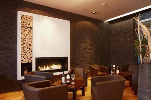 Bar/ Salón, Mercure Chur City West in Chur City Center Bar/ Salón, Mercure Chur City West in Chur City Center