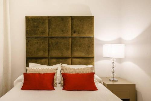 Centro Madrid. Plaza Mayor. Puerta del Sol. Opera.