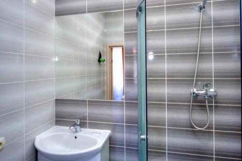 This photo about Fire Inn shared on HyHotel.com