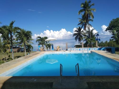 Swimming pool, Hideaway Resort in San Remigio Swimming pool, Hideaway Resort in San Remigio
