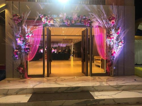 Banquet hall, Hotel The Legend in Fazalganj Banquet hall, Hotel The Legend in Fazalganj