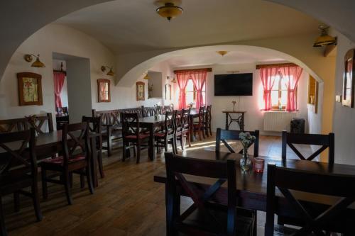 餐廳, Penzion Fryčovice (Penzion Frycovice) in 摩拉維采河畔赫拉德茨 餐廳, Penzion Fryčovice (Penzion Frycovice) in 摩拉維采河畔赫拉德茨